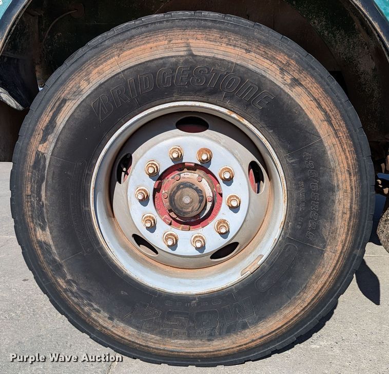 image for item LK9465 2000 Kenworth W900B  dump truck