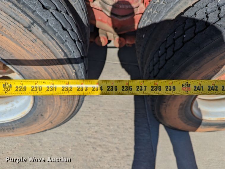 image for item LK9465 2000 Kenworth W900B  dump truck