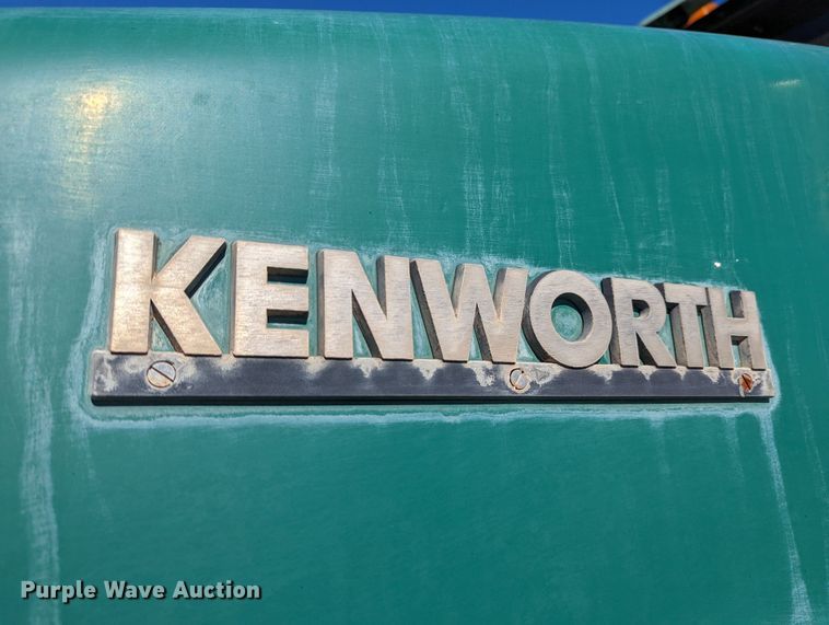 image for item LK9465 2000 Kenworth W900B  dump truck