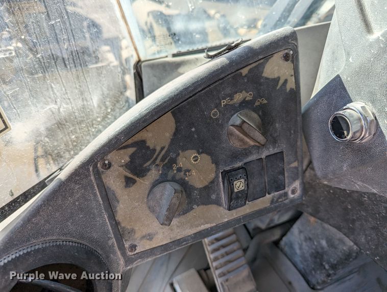 image for item LK9468 2005 Caterpillar 938G Series II  wheel loader