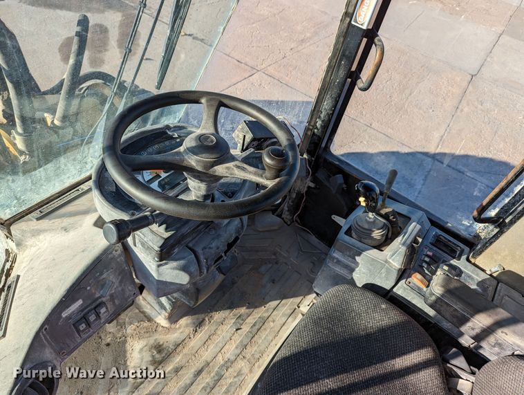 image for item LK9469 2006 Caterpillar 930G  wheel loader