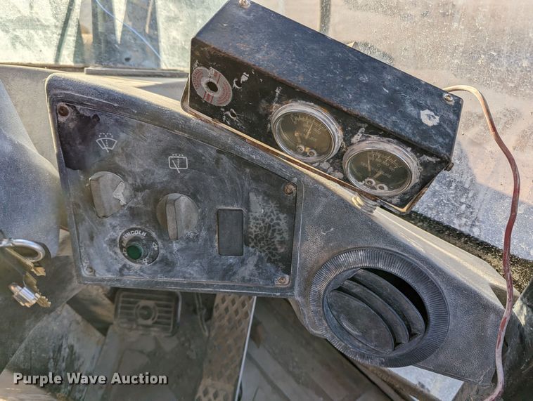 image for item LK9469 2006 Caterpillar 930G  wheel loader