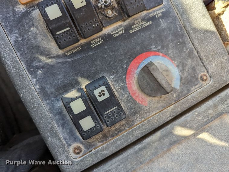 image for item LK9469 2006 Caterpillar 930G  wheel loader