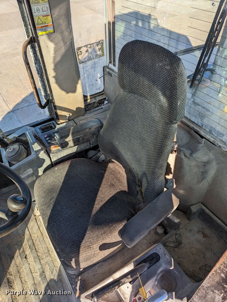 image for item LK9469 2006 Caterpillar 930G  wheel loader