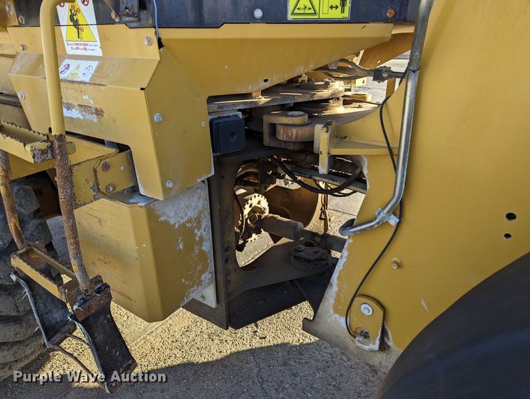 image for item LK9469 2006 Caterpillar 930G  wheel loader