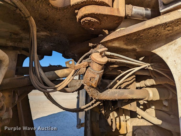 image for item LK9469 2006 Caterpillar 930G  wheel loader