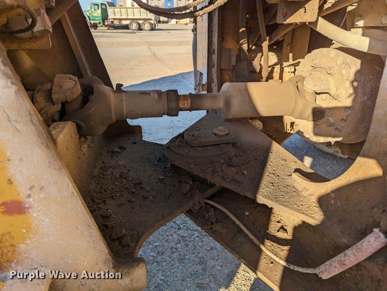 image for item LK9469 2006 Caterpillar 930G  wheel loader