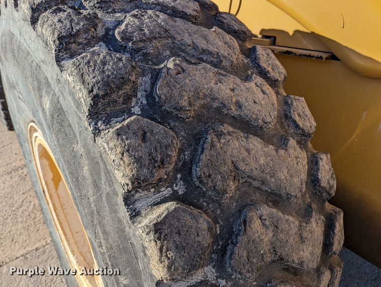 image for item LK9469 2006 Caterpillar 930G  wheel loader