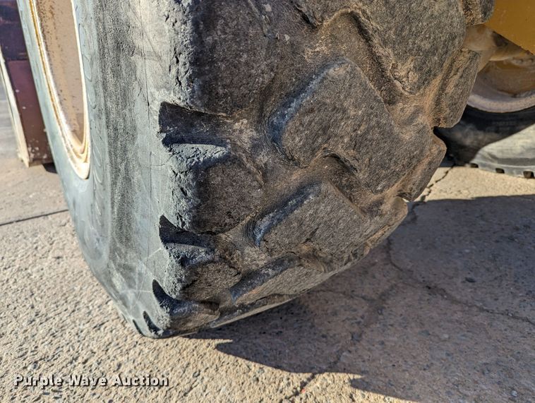 image for item LK9469 2006 Caterpillar 930G  wheel loader