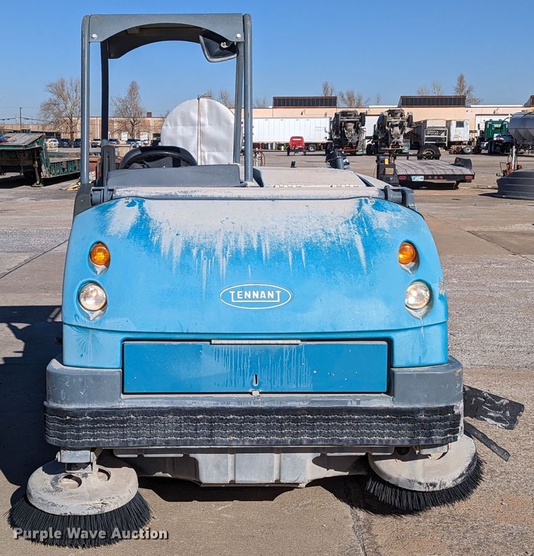 image for item LK9473 Tennant S30  sweeper