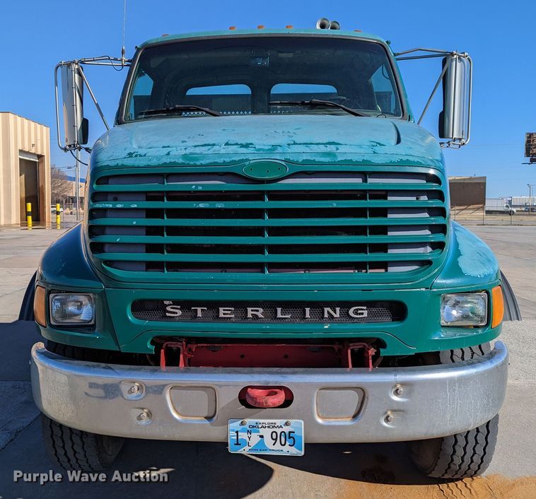 image for item LK9475 2002 Sterling L-Line  flatbed truck