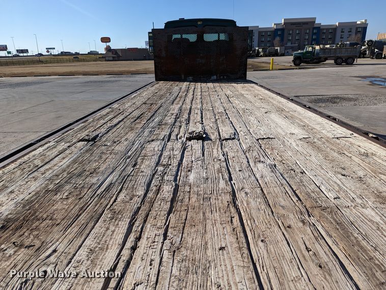 image for item LK9475 2002 Sterling L-Line  flatbed truck