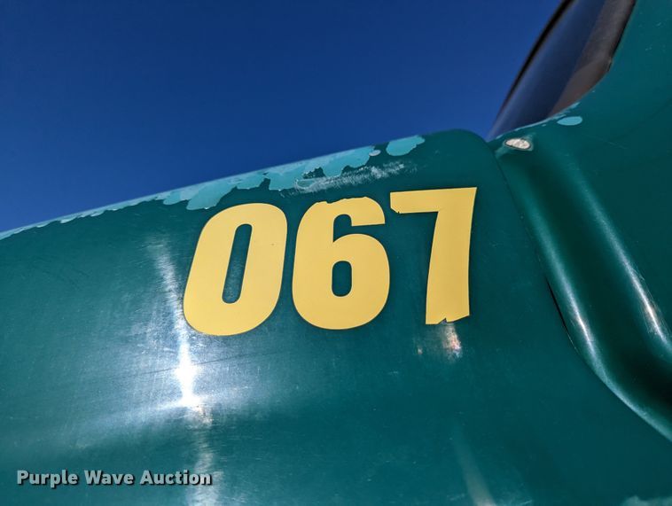 image for item LK9475 2002 Sterling L-Line  flatbed truck