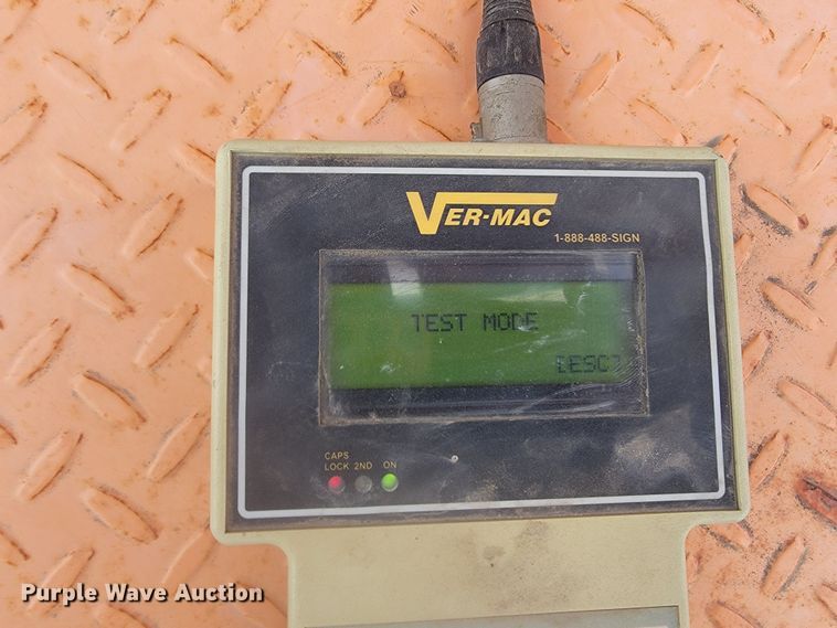 image for item LL9690 2007 Ver-Mac  message board trailer