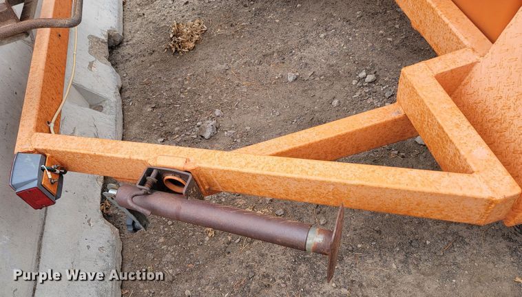 image for item LL9690 2007 Ver-Mac  message board trailer