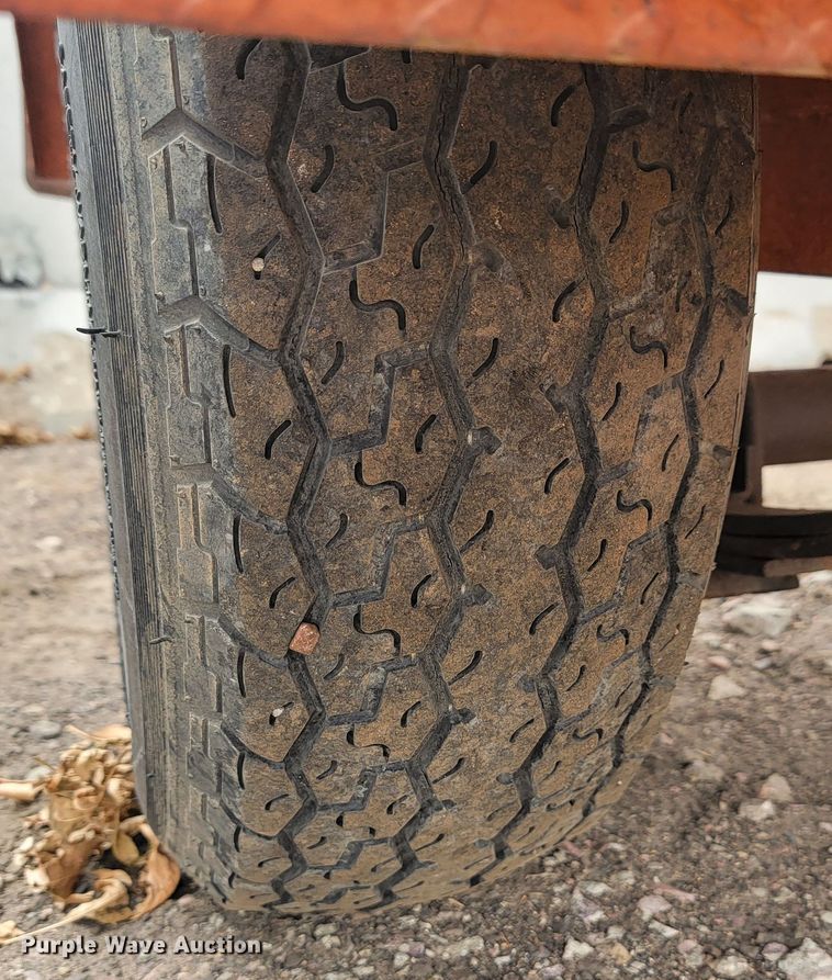 image for item LL9690 2007 Ver-Mac  message board trailer