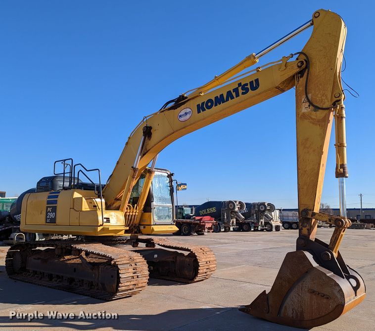 image for item LP9204 2015 Komatsu PC290LC-11  excavator