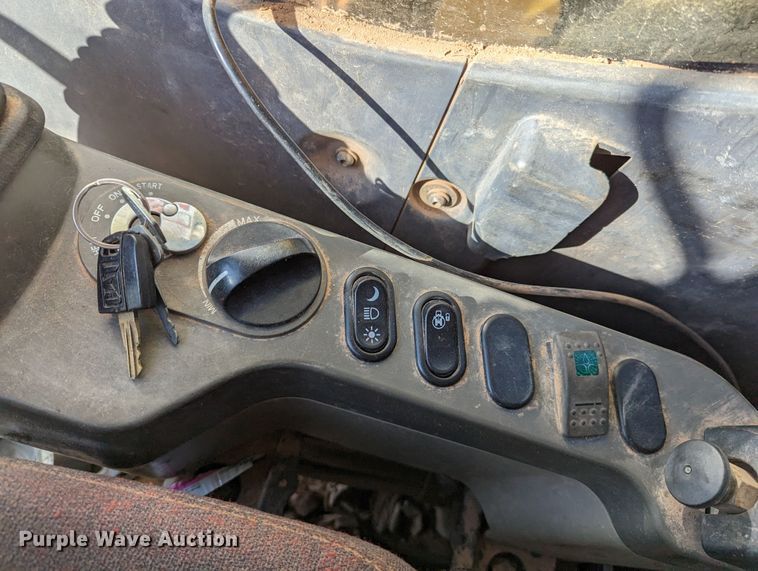 image for item LP9204 2015 Komatsu PC290LC-11  excavator