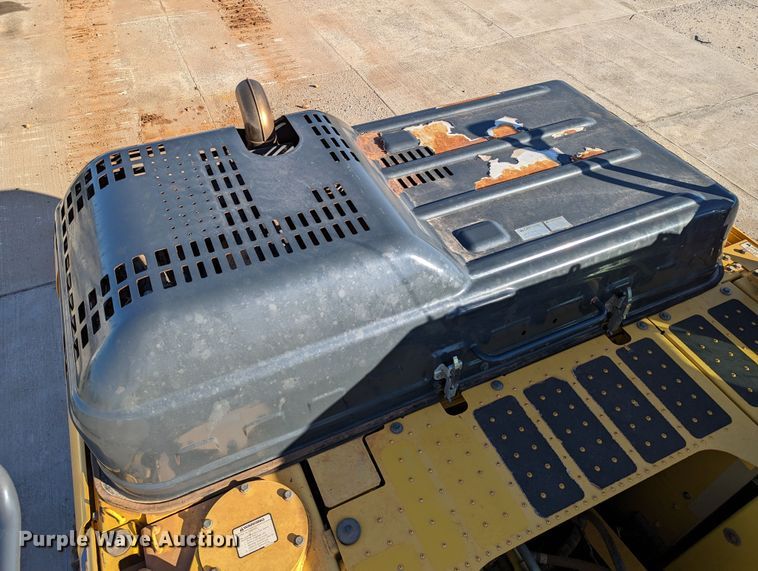 image for item LP9204 2015 Komatsu PC290LC-11  excavator