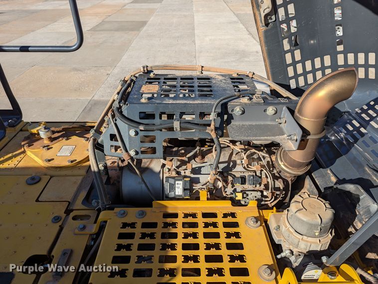 image for item LP9204 2015 Komatsu PC290LC-11  excavator