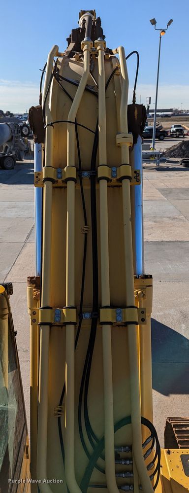 image for item LP9204 2015 Komatsu PC290LC-11  excavator