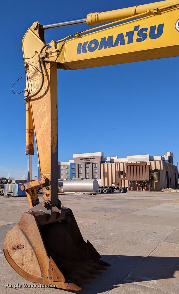 image for item LP9204 2015 Komatsu PC290LC-11  excavator