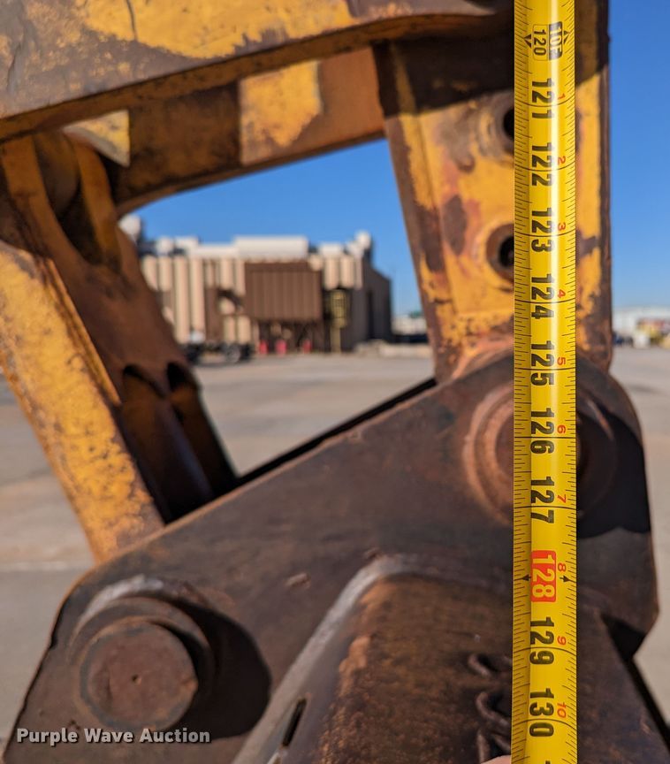 image for item LP9204 2015 Komatsu PC290LC-11  excavator