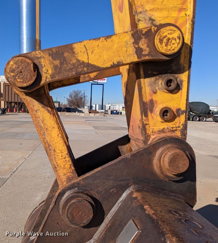 image for item LP9204 2015 Komatsu PC290LC-11  excavator