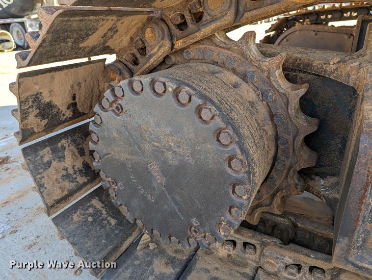 image for item LP9204 2015 Komatsu PC290LC-11  excavator