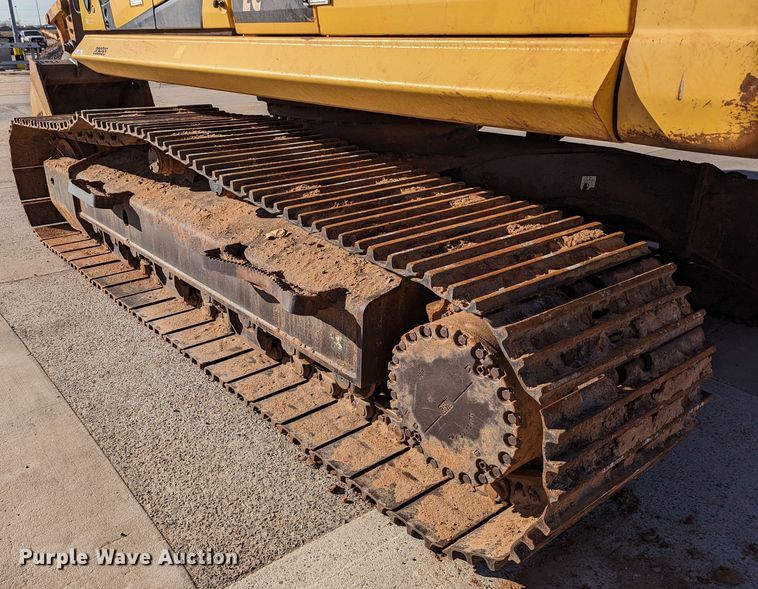 image for item LP9204 2015 Komatsu PC290LC-11  excavator