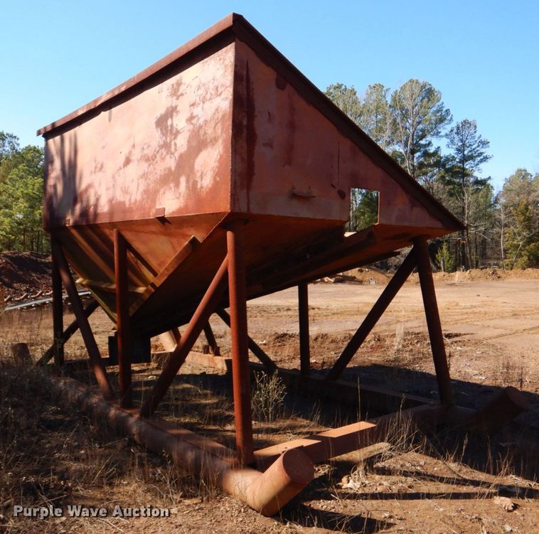 image for item LT9037 Shop built  conveyor
