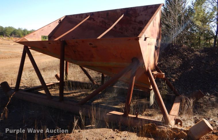 image for item LT9037 Shop built  conveyor