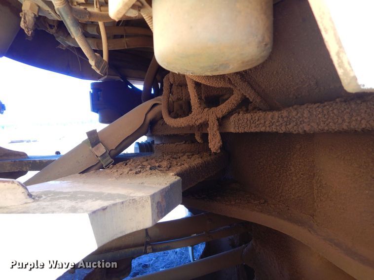 image for item LT9039 2005 Volvo L150E  wheel loader