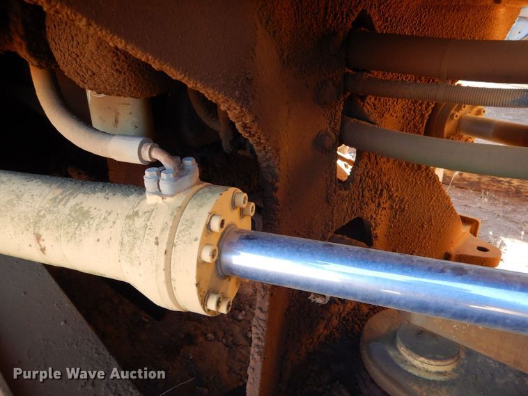 image for item LT9039 2005 Volvo L150E  wheel loader