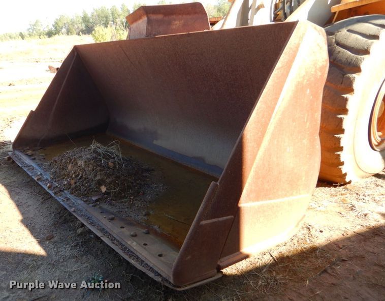 image for item LT9039 2005 Volvo L150E  wheel loader