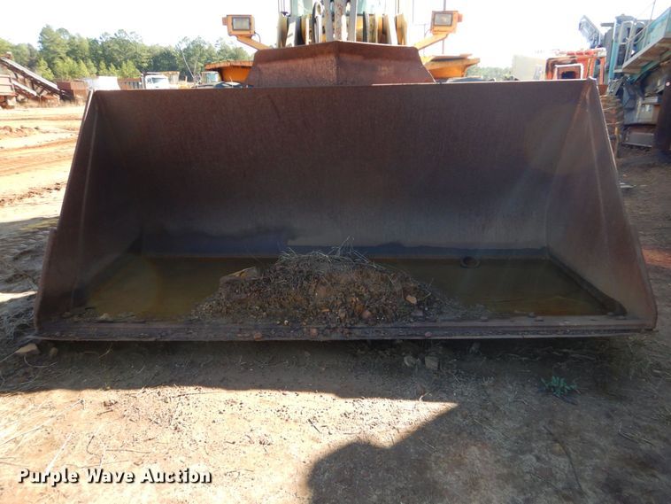 image for item LT9039 2005 Volvo L150E  wheel loader