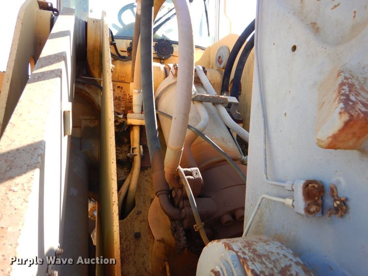 image for item LT9039 2005 Volvo L150E  wheel loader