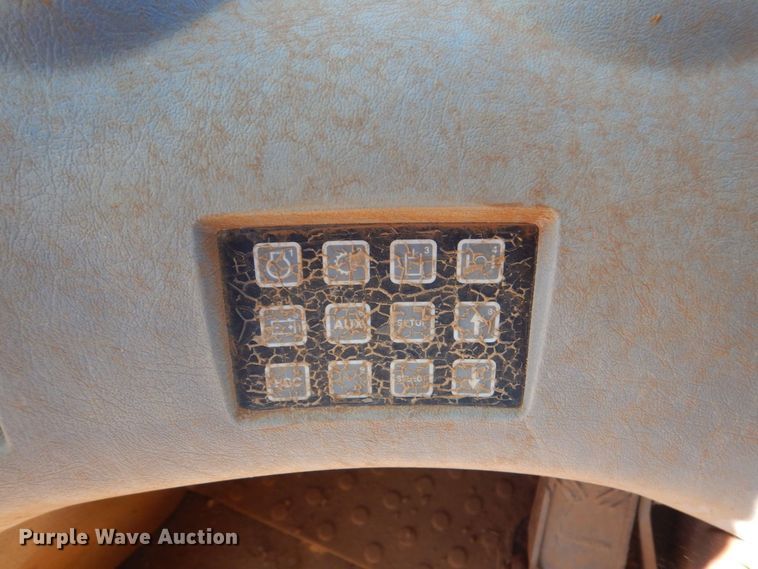 image for item LT9039 2005 Volvo L150E  wheel loader