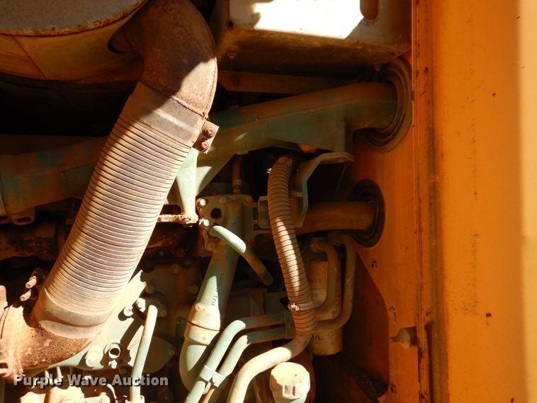 image for item LT9039 2005 Volvo L150E  wheel loader