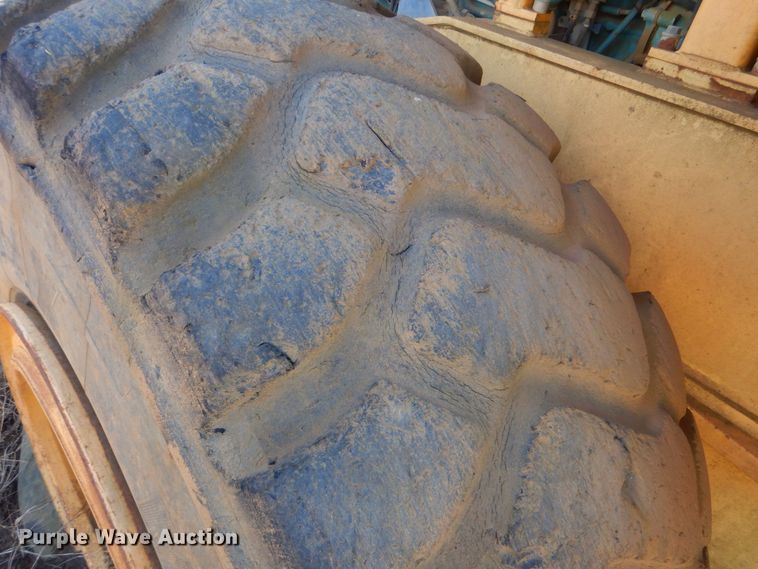 image for item LT9039 2005 Volvo L150E  wheel loader