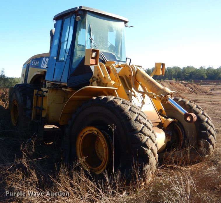image for item LT9040 2006 Caterpillar 966H  wheel loader