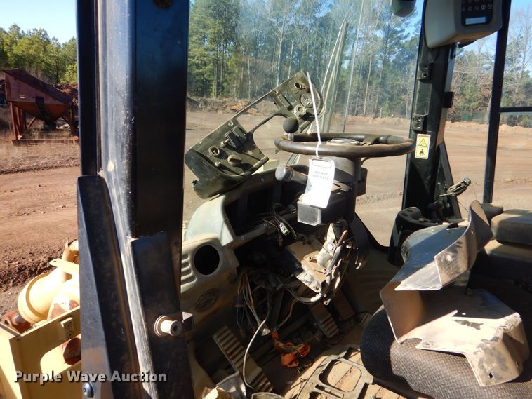 image for item LT9040 2006 Caterpillar 966H  wheel loader