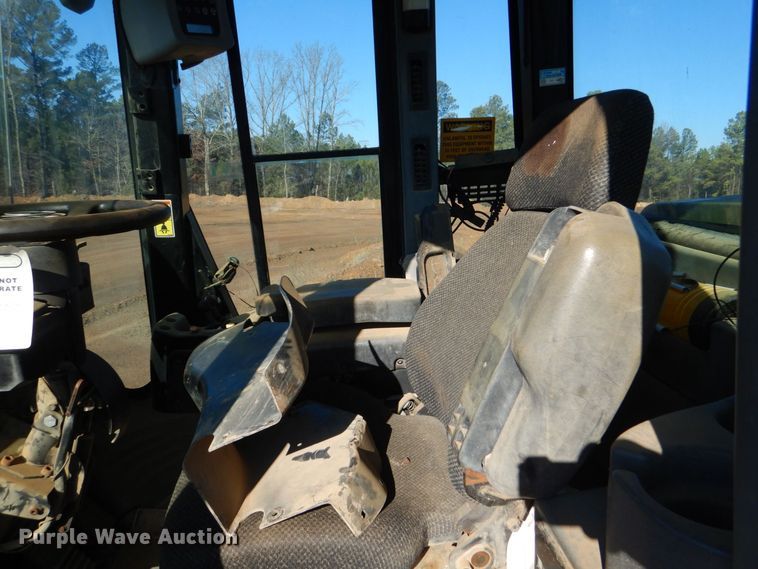 image for item LT9040 2006 Caterpillar 966H  wheel loader