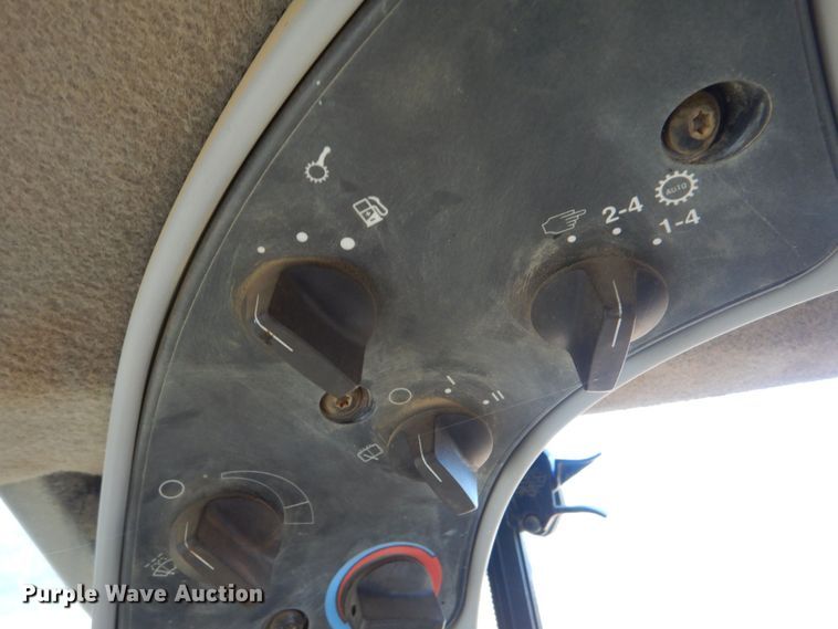 image for item LT9040 2006 Caterpillar 966H  wheel loader