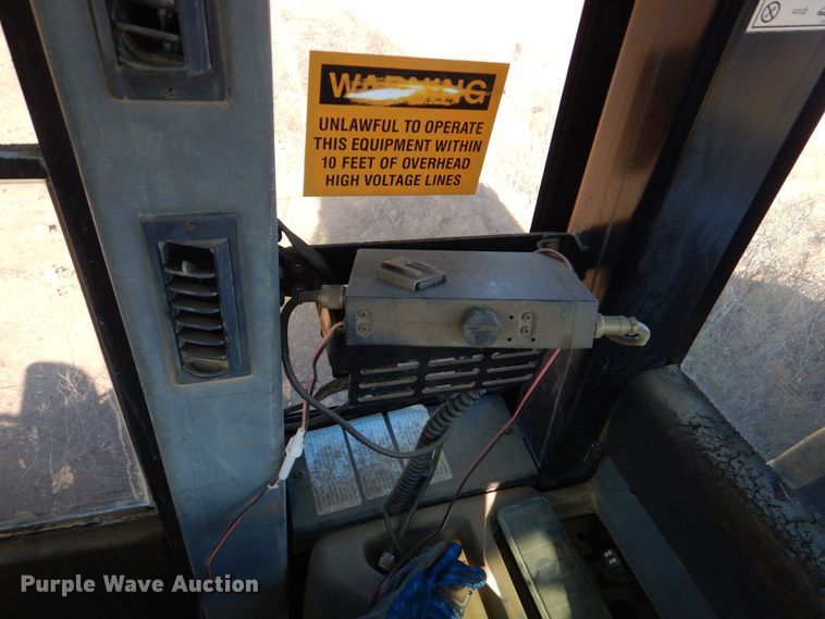 image for item LT9040 2006 Caterpillar 966H  wheel loader