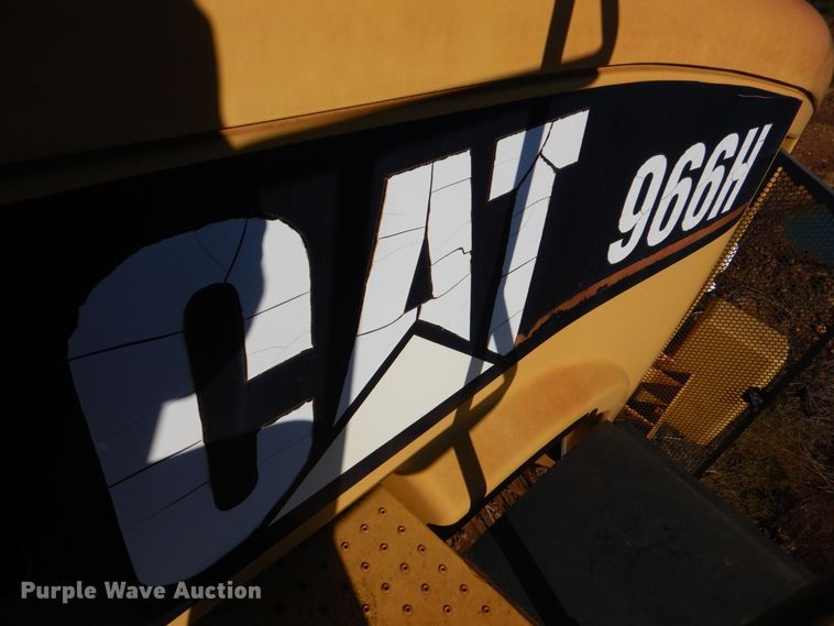 image for item LT9040 2006 Caterpillar 966H  wheel loader