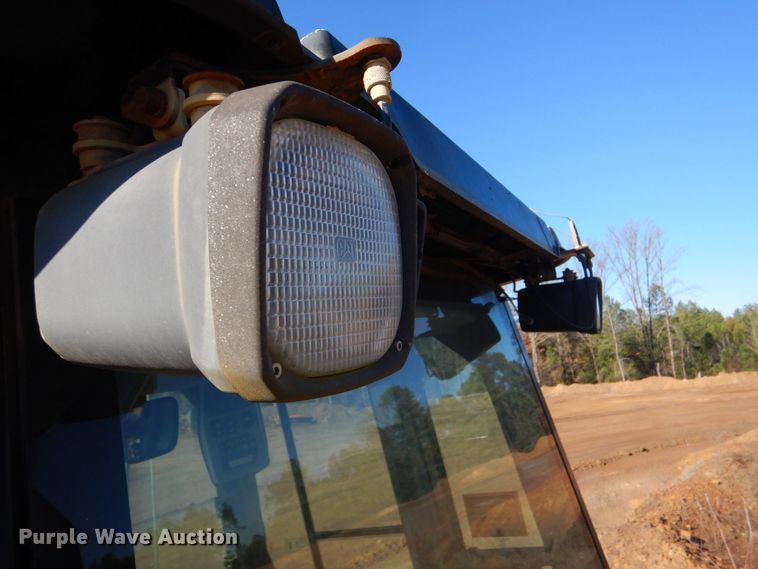 image for item LT9040 2006 Caterpillar 966H  wheel loader