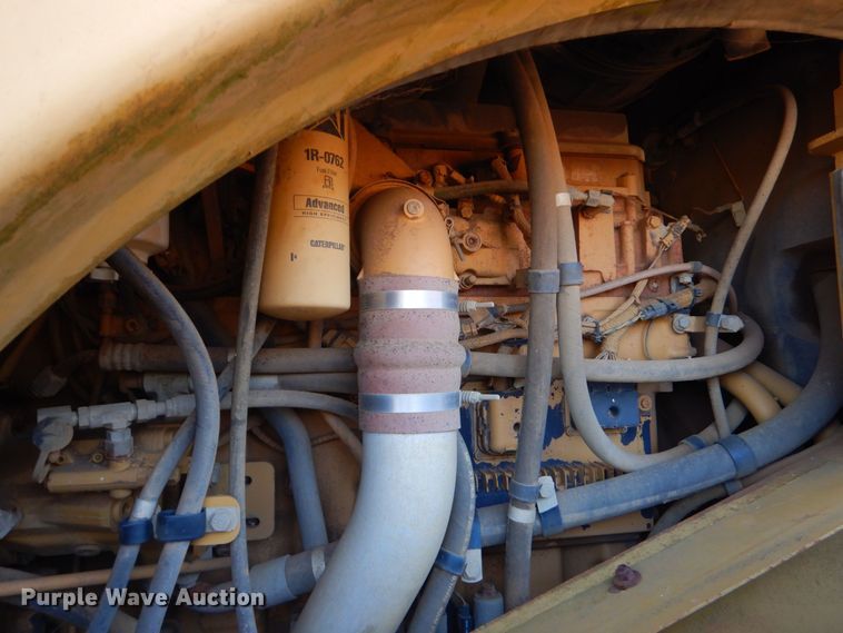 image for item LT9040 2006 Caterpillar 966H  wheel loader