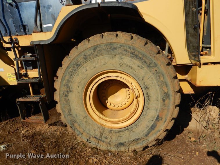 image for item LT9040 2006 Caterpillar 966H  wheel loader