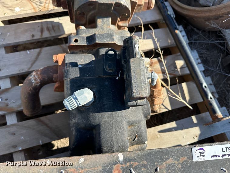 image for item LT9307 Wet kit hydraulic pump